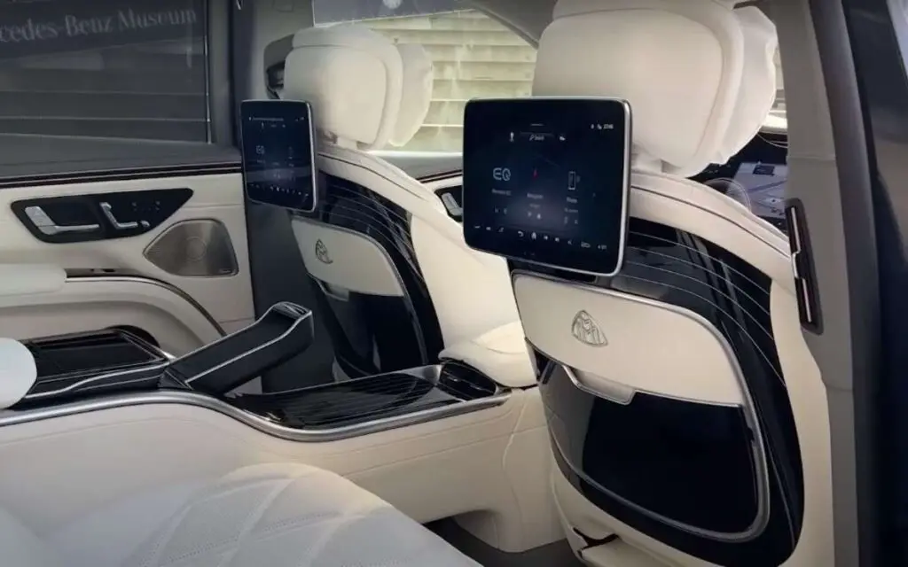 MERCEDES MAYBACH interior comfort and luxury